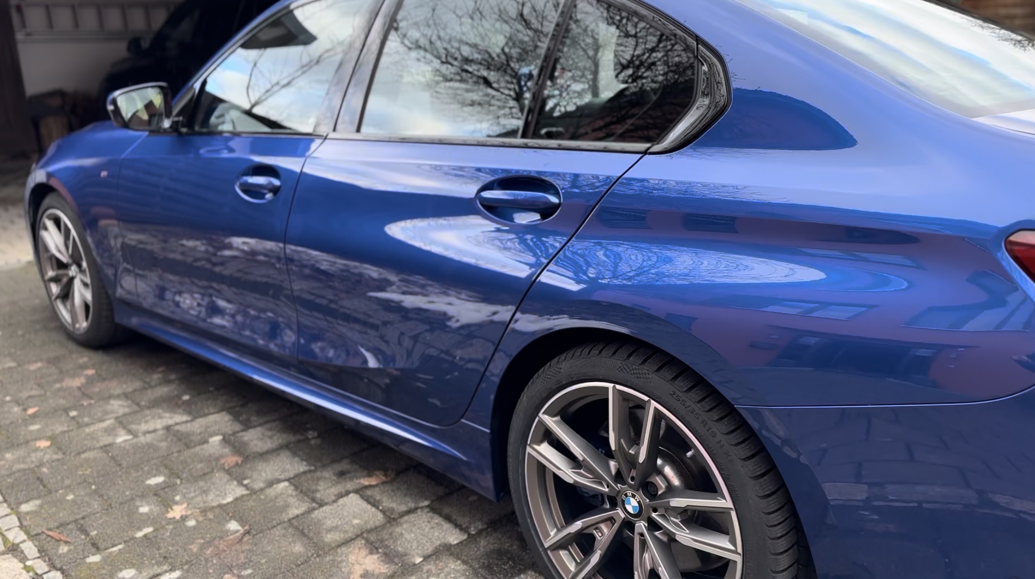 BMW M340i nach der Wachsversiegelung in Hirschaid